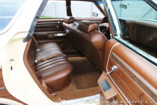 Ford Ostatní modely Country Squire 400 V8 1976