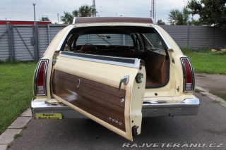 Ford Ostatní modely Country Squire 400 V8 1976