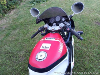 Yamaha FZ FZR 1990