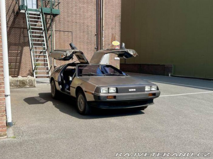 Ostatní značky Ostatní modely DMC DeLorean PRV V6 1981