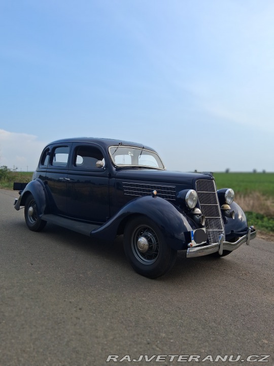 Ford V8 1935