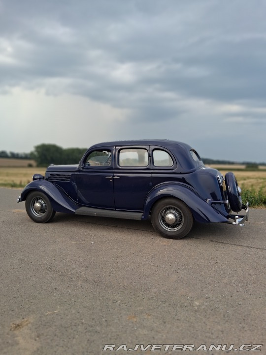 Ford V8 1935