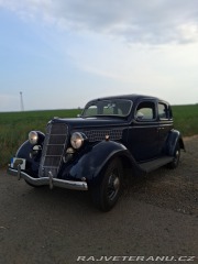 Ford V8  1935