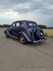 Ford V8  1935