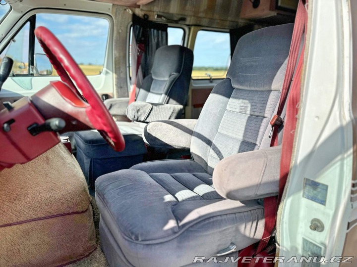 Dodge RAM Van B250 5.2 V8 | Camper 1993