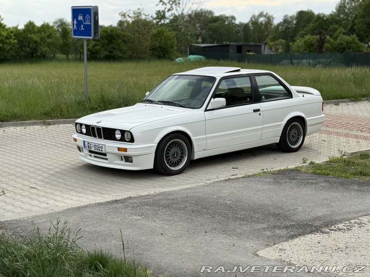 BMW 3 E30IS 1990