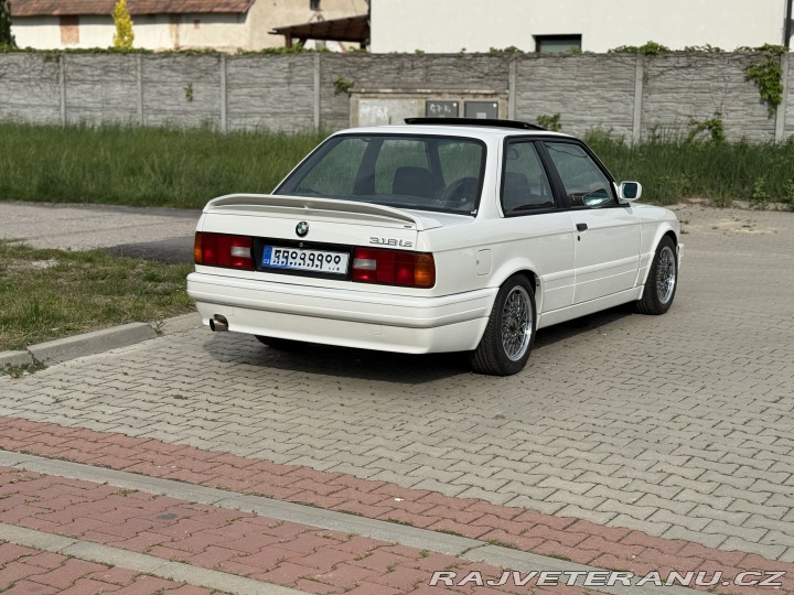BMW 3 E30IS 1990