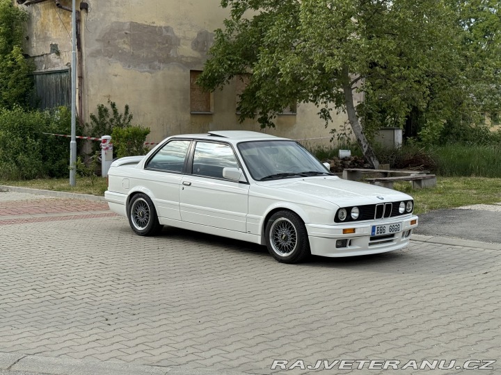 BMW 3 E30IS 1990