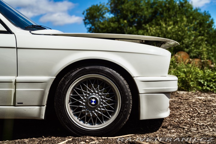 BMW 3 E30IS 1990