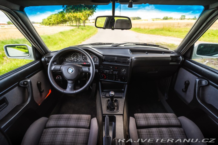 BMW 3 E30IS 1990