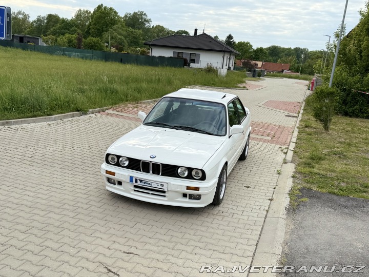 BMW 3 E30IS 1990