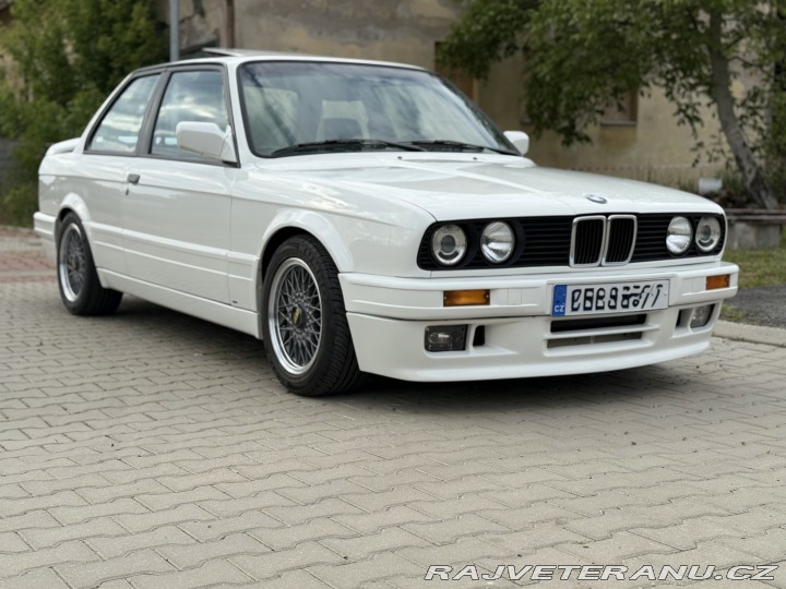 BMW 3 E30IS 1990