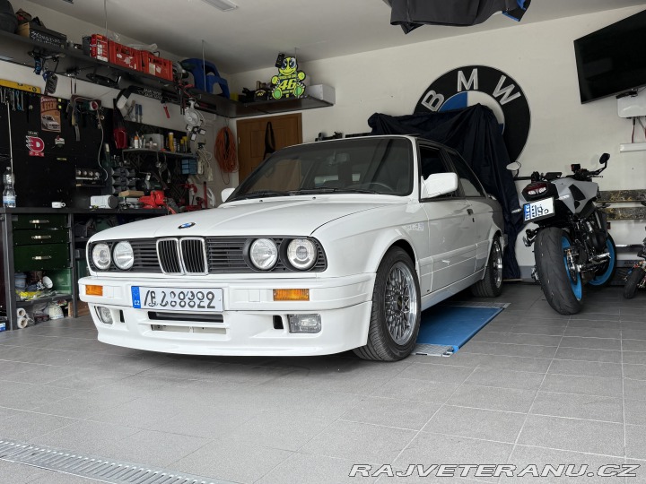 BMW 3 E30IS 1990