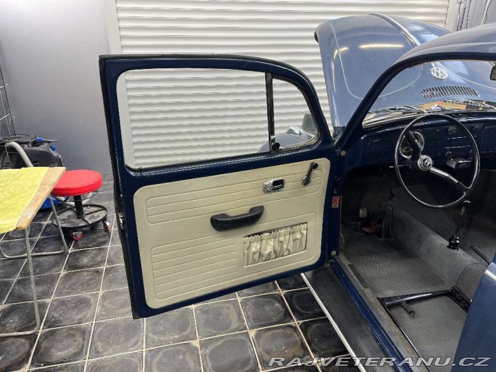 Volkswagen Brouk TYP 1 r. 1970 Cobalt Blue 1970