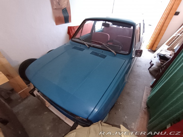Škoda 105 S 1977