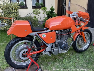 Laverda 750 SFC Replica