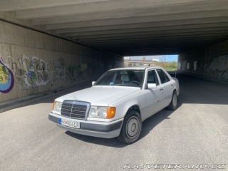 Mercedes-Benz 250 W124 1989