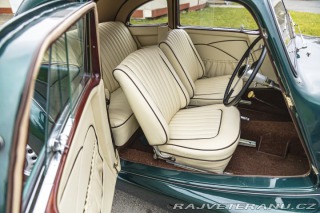 Ostatní značky Ostatní modely Bristol 400/85 1949