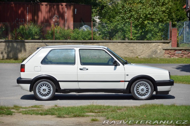 Volkswagen Golf GTi 1990