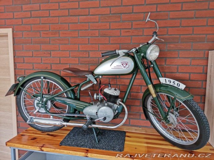 Ostatní značky Ostatní modely Manet 90 1950
