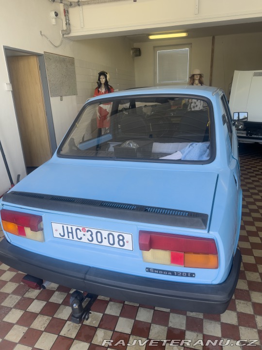 Škoda 120 120L 1987