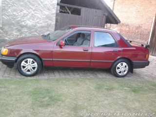 Ford Sierra 2,3D