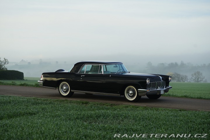 Lincoln Continental Mark II 1956