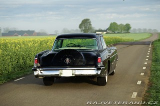 Lincoln Continental Mark II 1956