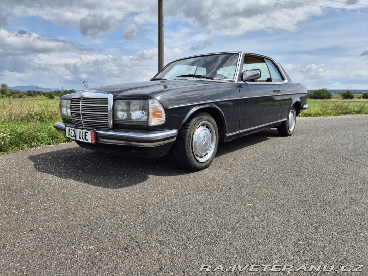 Mercedes-Benz 230 C123 1984