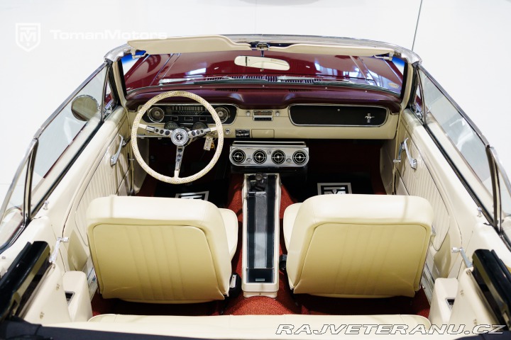 Ford Mustang Convertible V8, v ČR 1965