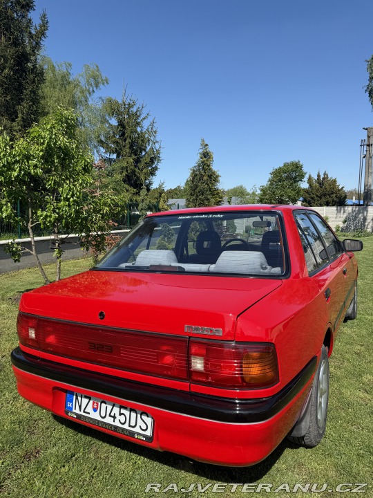 Mazda 323 Sedan 1991