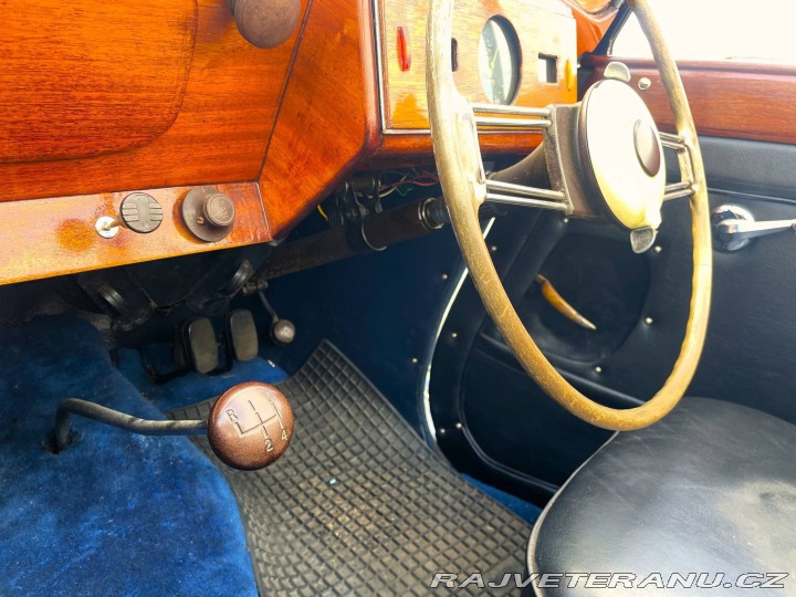 Ostatní značky Ostatní modely Armstrong Siddeley Armstrong Hurricane 16 2.0 1946