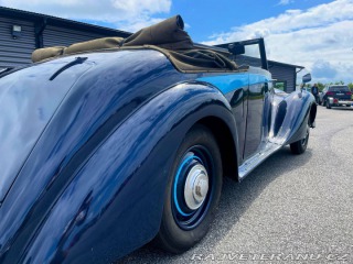 Ostatní značky Ostatní modely Armstrong Siddeley Armstrong Hurricane 16 2.0 1946