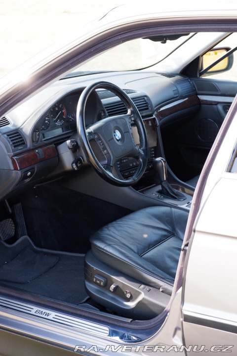 BMW 7 E38 750iXL 1997