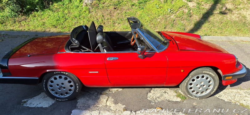 Alfa Romeo Spider 