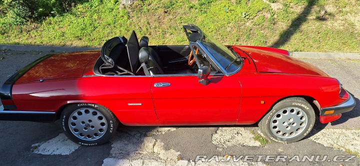 Alfa Romeo Spider 1986