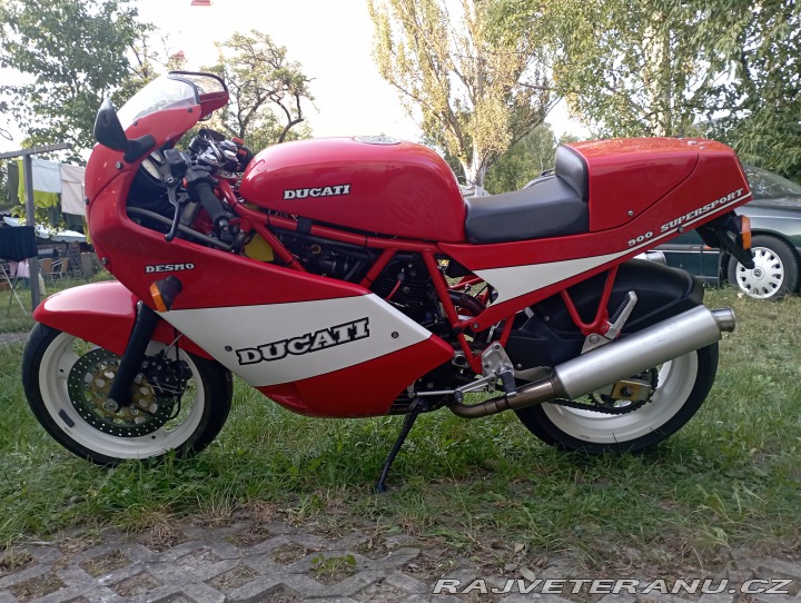 Ducati 900 SuperSport 1990