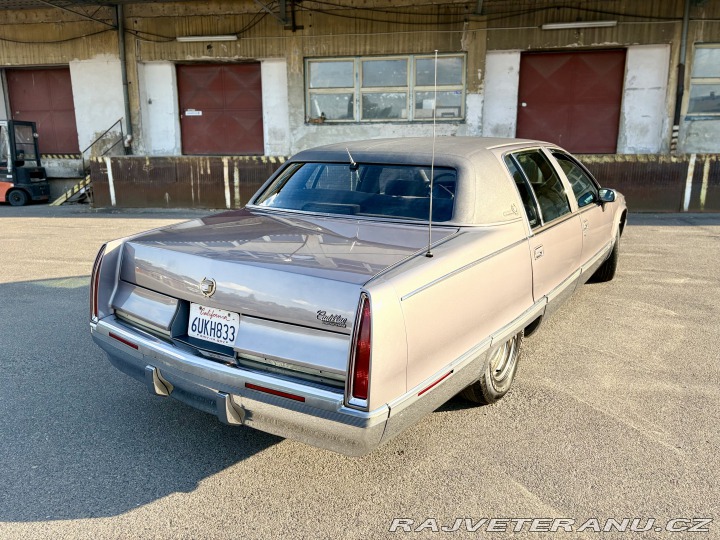 Cadillac Fleetwood Brougham 1993