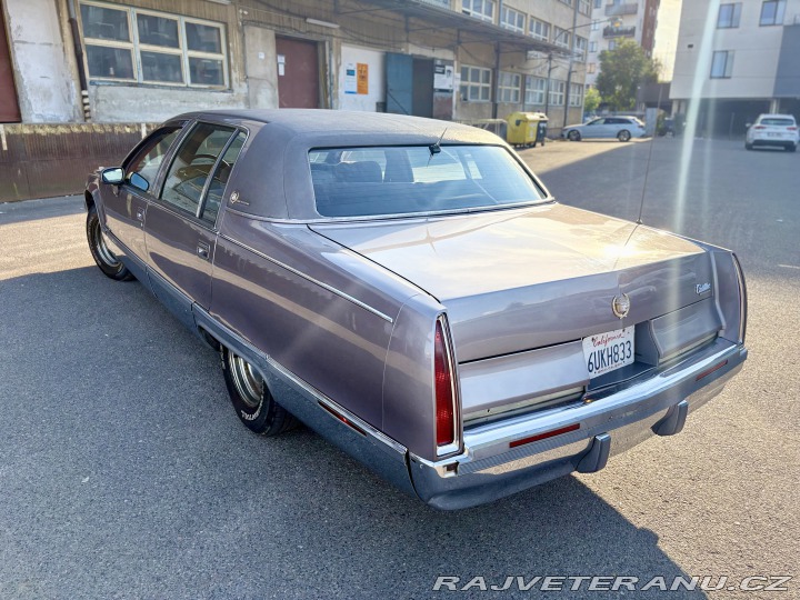 Cadillac Fleetwood Brougham 1993