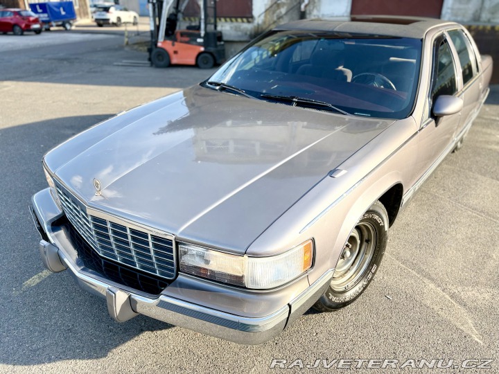 Cadillac Fleetwood Brougham 1993