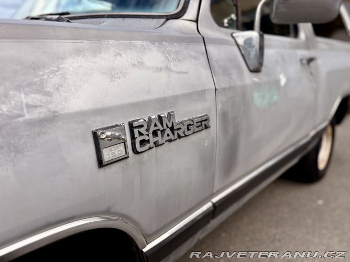 Dodge Ostatní modely Ramcharger AW-100 1983