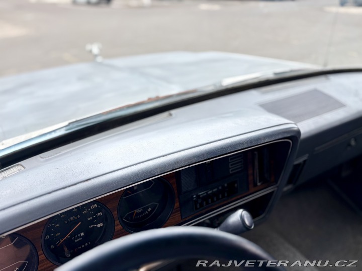 Dodge Ostatní modely Ramcharger AW-100 1983