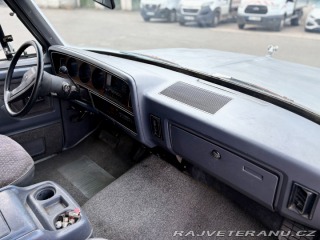 Dodge Ostatní modely Ramcharger AW-100 1983