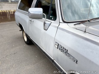 Dodge Ostatní modely Ramcharger AW-100 1983