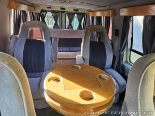 Ford Econoline E 150 1989