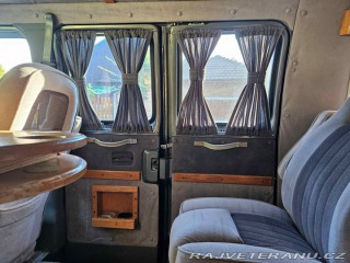 Ford Econoline E 150 1989