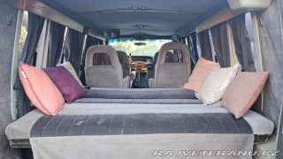 Ford Econoline E 150 1989