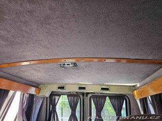 Ford Econoline E 150 1989