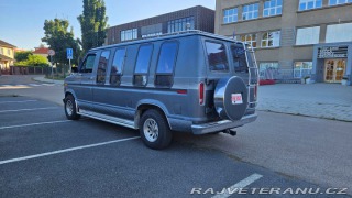 Ford Econoline E 150 1989