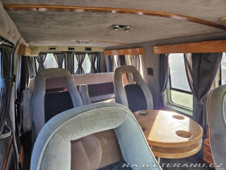 Ford Econoline E 150 1989